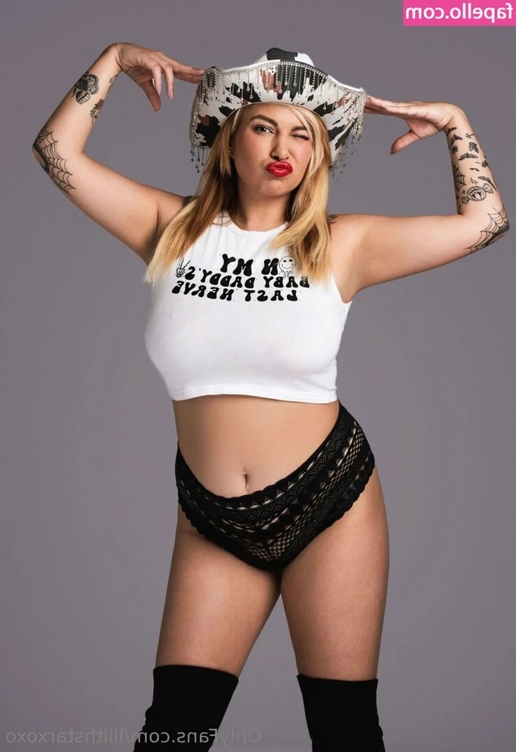 lilithstarxoxo - My sub page has tits galore  Movies of plenty  And lots of other sexy