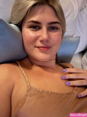 blondematildax - Smiles and positive vibes for 2024