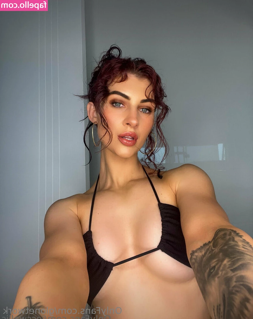 glonetwork - Message me something to make me smile today? <3