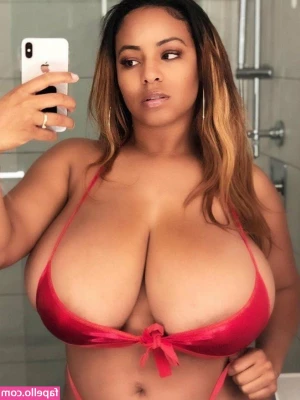 persephanii - satin bra and panties. twerking with this fat round booty. pawg,