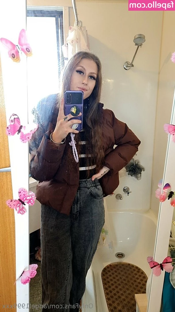 angel1999xxx - Hope you guys had a nice Monday!