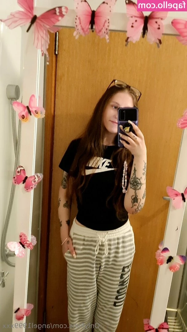 angel1999xxx - So I didn t mind the taste of my own cum   now to see if I can get