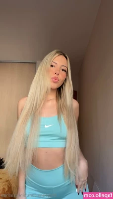 yoursashax - Do you want to be my footslave too