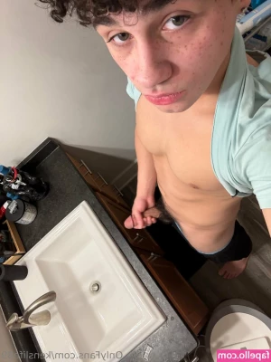 kenslife89 - I love this outfit so much   But I think it would look much better on