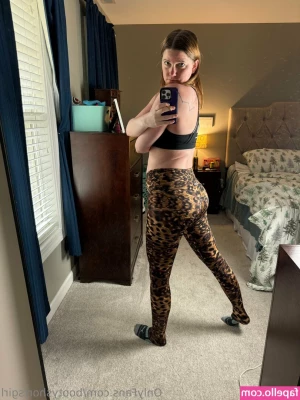 bootyshortsgirl - Draining cum into me before bed....