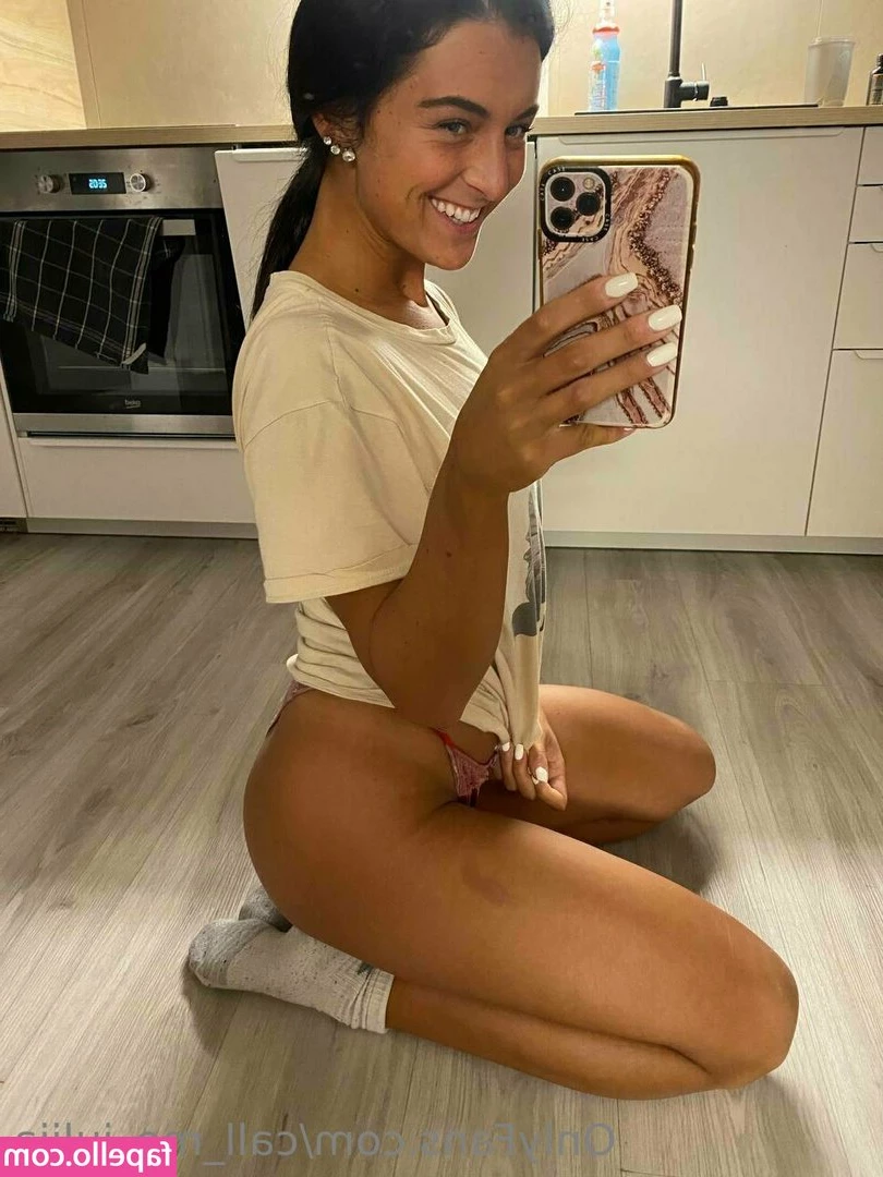 call_me_juliia [ call-me-juliia ] - Who ever unlocks my video with Daisy will get another free solo video