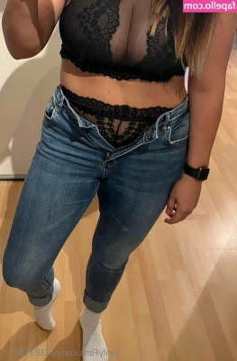 u438358573 - if u want more yacht content 😉 dm me 😛