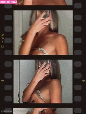 badgalkemmy - Working Out with No Underwear