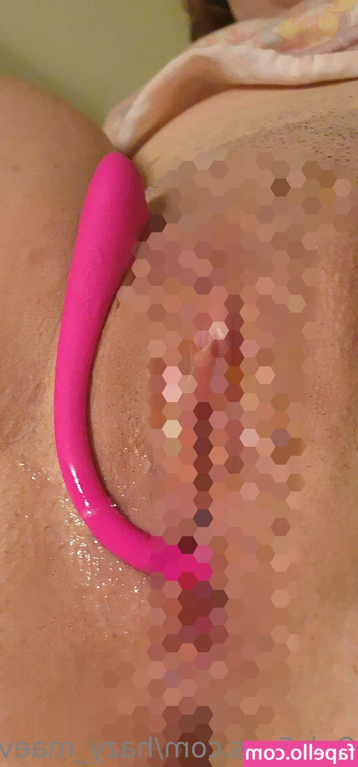 hazy_maeveyl [ hazy-maeveyl ] - full video Tearing my panties before fucking my ass @grandeparati