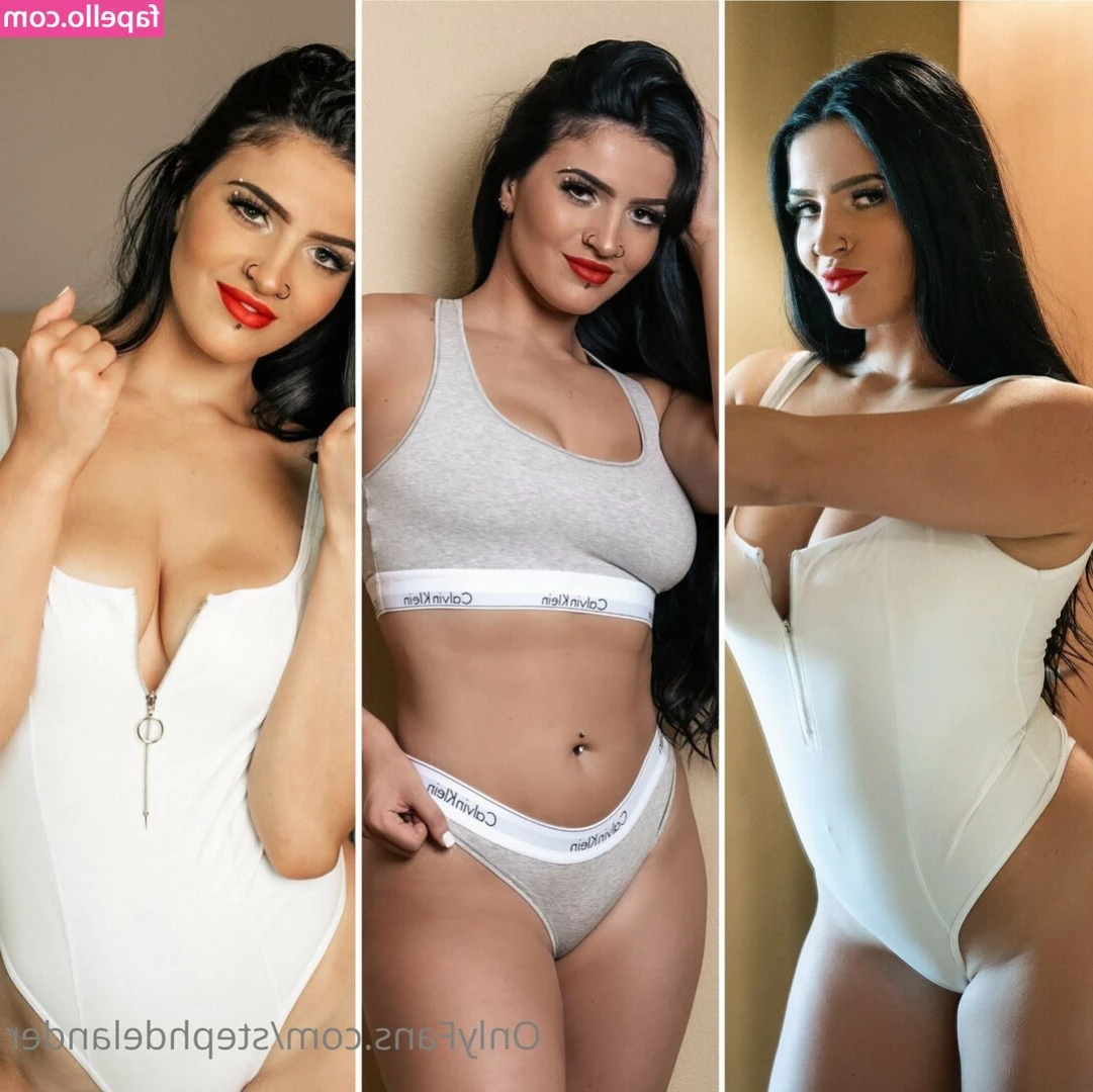 stephdelander - LOOK AT THESE HUUUUGE NATURAL BOOBS    SUB her FREE page right now  