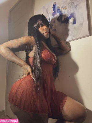 BaeFromHouston - Who wants my load