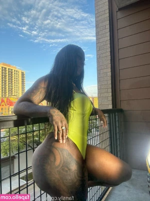 BaeFromHouston - Happy Friday! It has been a FULL week for me! What about you?