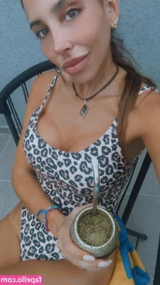 sofiaa_moreno [ sofiaa-moreno ] - I bet you want to see this video! Dm me! 🤭
