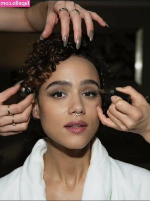 Nathalie Emmanuel [ nathalie-emmanuel ] - POV: Sucking this alpha cock whilst you watch and look deep into my