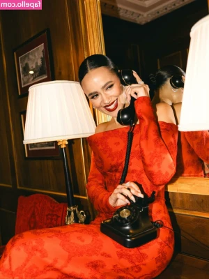 Nathalie Emmanuel [ nathalie-emmanuel ] - Good morning with earthquake girl!