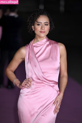 Nathalie Emmanuel [ nathalie-emmanuel ] - Gotta love a good bum wiggle 🍑