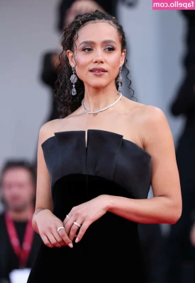 Nathalie Emmanuel [ nathalie-emmanuel ] - Up close & personal 😝