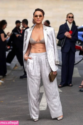 Nathalie Emmanuel [ nathalie-emmanuel ] - Golden hour ☀️