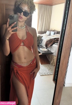 Nathalie Emmanuel [ nathalie-emmanuel ] - 😈 you know i can be your fantasy ;) 😈