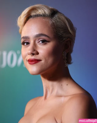 Nathalie Emmanuel [ nathalie-emmanuel ] - Hola bebé   te espero este sábado 10 de junio a las 6 pm para mi