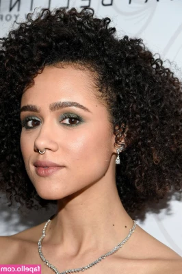 Nathalie Emmanuel [ nathalie-emmanuel ] - if anyone comments on my deodorant stain i’m fighting