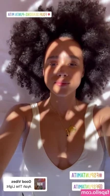 Nathalie Emmanuel [ nathalie-emmanuel ] - dzień dobry  łapcie pierwsza serie nocnych zdjęć z R  Pasterski  