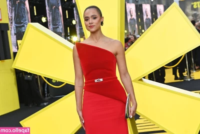Nathalie Emmanuel [ nathalie-emmanuel ] - Hi all  I got hit w some family business when I was in the states  so