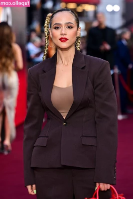 Nathalie Emmanuel [ nathalie-emmanuel ] - Do you want get this service?