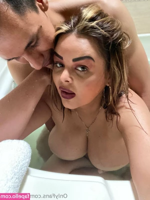 lili_loveofi [ lili-loveofi ] - just a head up guys, I'm also trying out bundles, so if you plan to