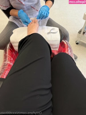 sixxx66toes - slipping out of something slight