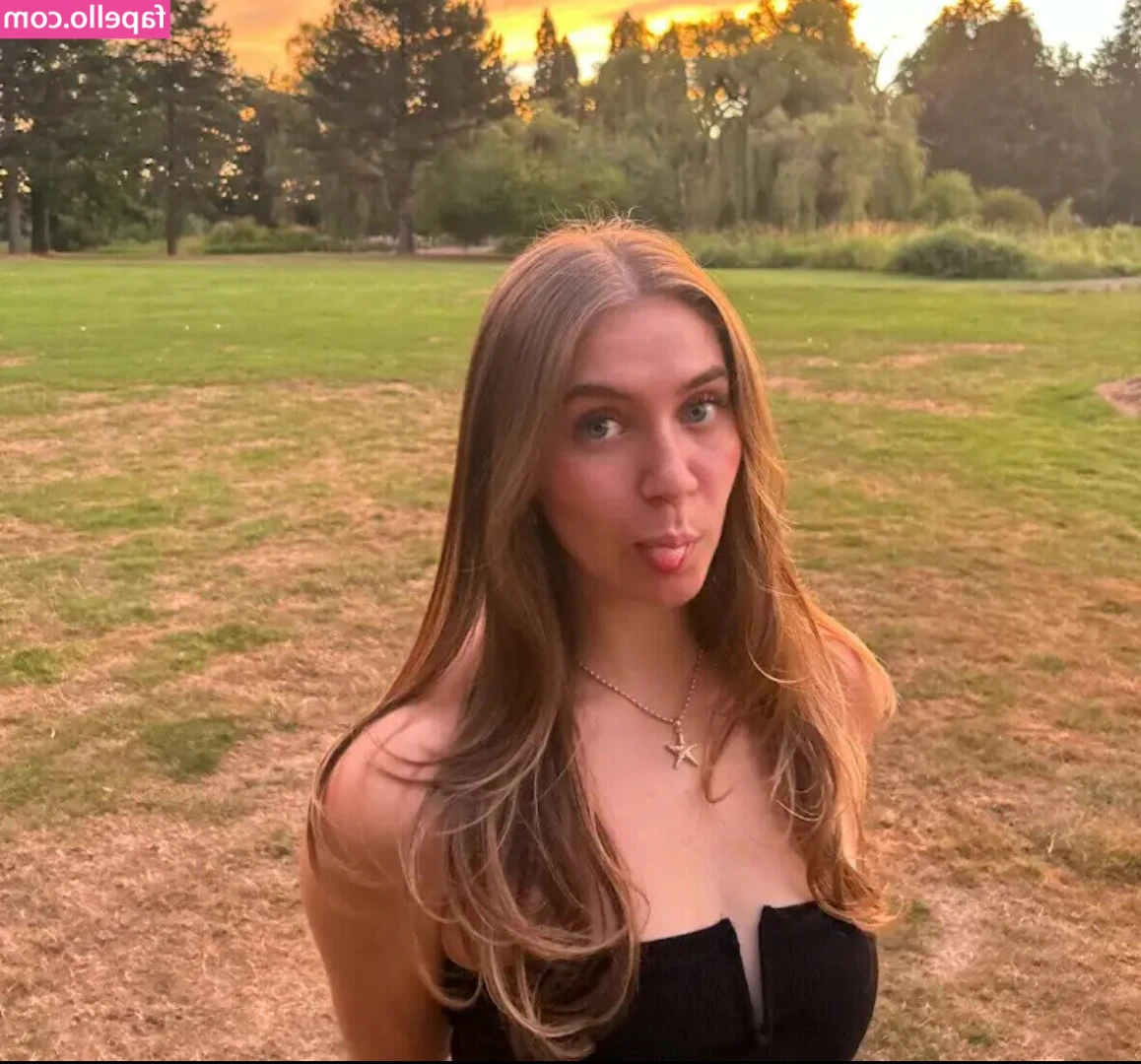 Ella Rene [ ella-rene ] - BUSTY CUTIE @domenica_ferreira LOVES TO CUM CREAMY 🤤💦💦💦  