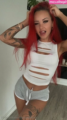 hannahfeuer03 - up late tonight editing some pegging content for you couldn t help
