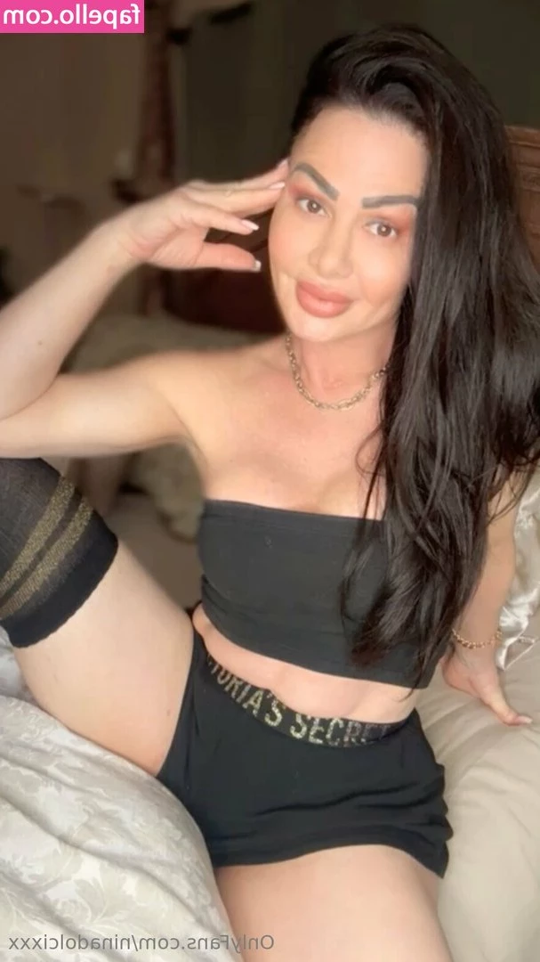 ninadolcixxx - Who is the baddest of them all   findom