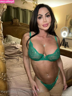 ninadolcixxx - Cleavage babiguh