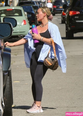 Hillary Duff [ hillary-duff ] - My hair is looking so silky smooth today  you just had to see it