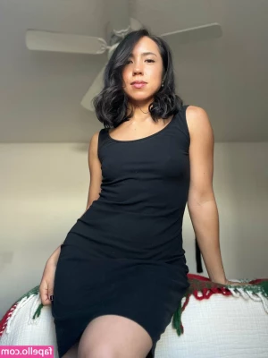 sincerelyxjade_free [ sincerelyxjade-free ] - How bad do you want my sexy panties? 💕 part 1