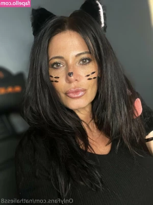 nathaliess8 - This other butterfly didn t make it in my pussy  But this is one of