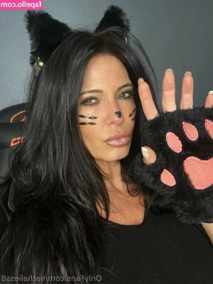 nathaliess8 - Nasty kat vs  OFGODZILLA pt 1 coming soon