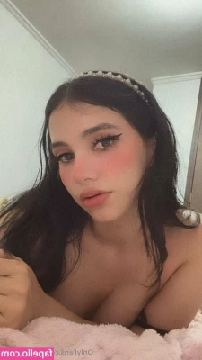 mingalilea - I miss Costa Rica and my warm naked body. Get me back there please.
