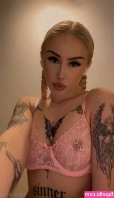 jadebeib - Sending the PPV dildo POV video out now! ❤️💙