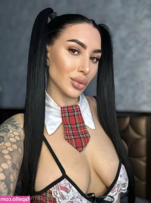 jayejessie - Its getting hot in here