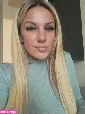 jayejessie - should I step on you or sit on you first?