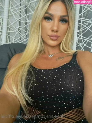 jayejessie - The full video is cumming to your inbox tonight   who s keen to see