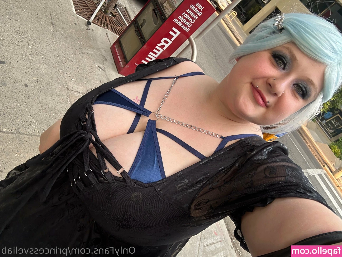 princessveliab - Bend me over daddy