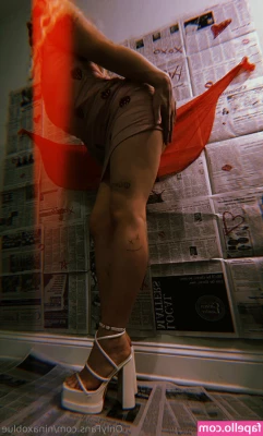 ninaxoblue - peek a boo