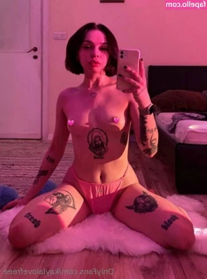kaylalovefreee - Morning titties ❤️