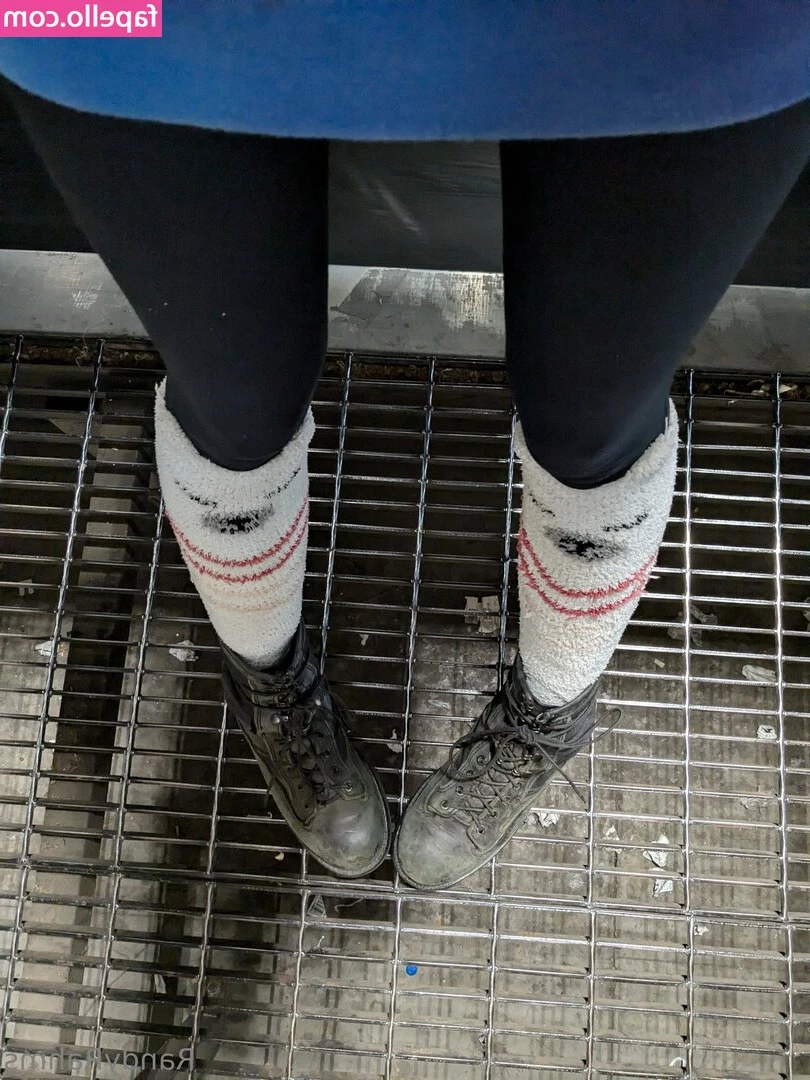 randyrahms - STOP WHAT YOU ARE DOING   and go add this PREGNANT bbw MILf NOW   