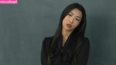 Mizukawa Sumire [ mizukawa-sumire ] - Should I start streaming on this account