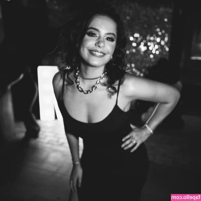 Yasmin Ali Yassine [ yasmin-ali-yassine ] - Un poco más