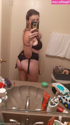 argent_silver21 [ argent-silver21 ] - This is how wet i got after playing with my new toy  Check your dms